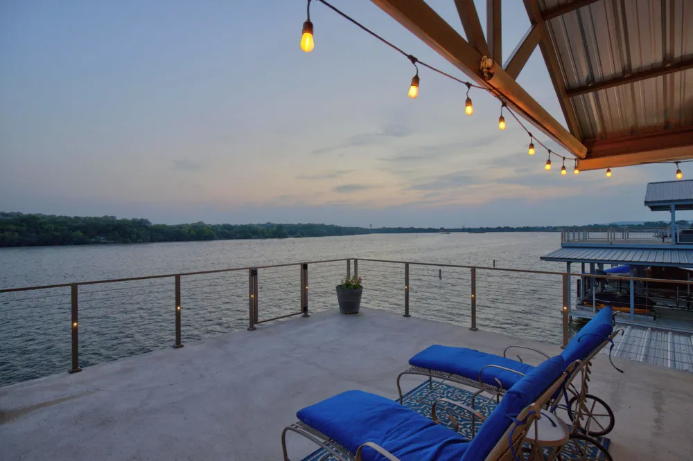 814 Scenic Loop Kingsland, TX 78639