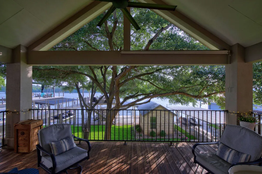 814 Scenic Loop Kingsland, TX 78639