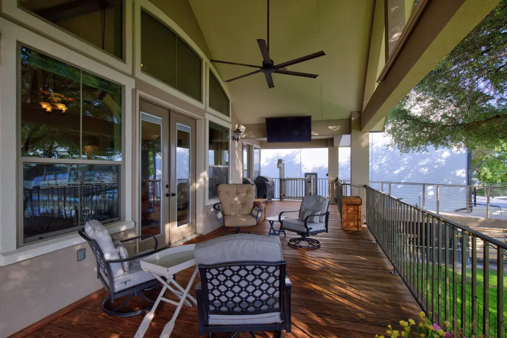 814 Scenic Loop Kingsland, TX 78639