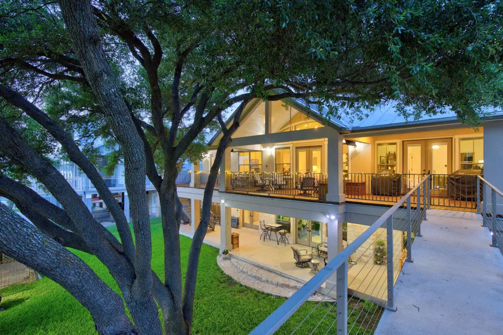 814 Scenic Loop Kingsland, TX 78639