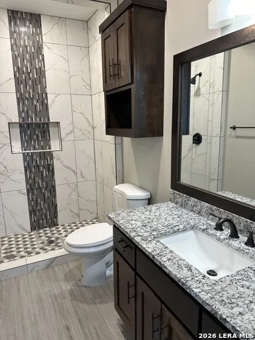 108 estates La Vernia, TX 78121