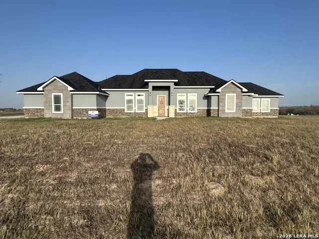 108 estates La Vernia, TX 78121