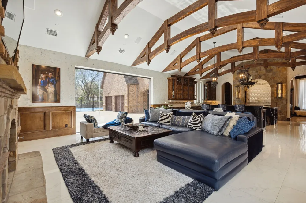 1161 La Mirada Southlake, TX 76092