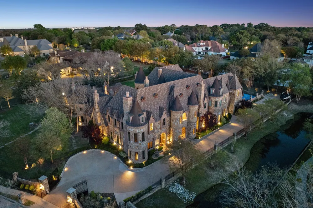 1161 La Mirada Southlake, TX 76092