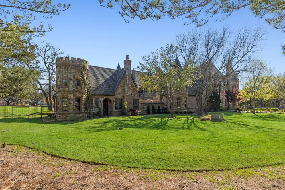 1161 La Mirada Southlake, TX 76092