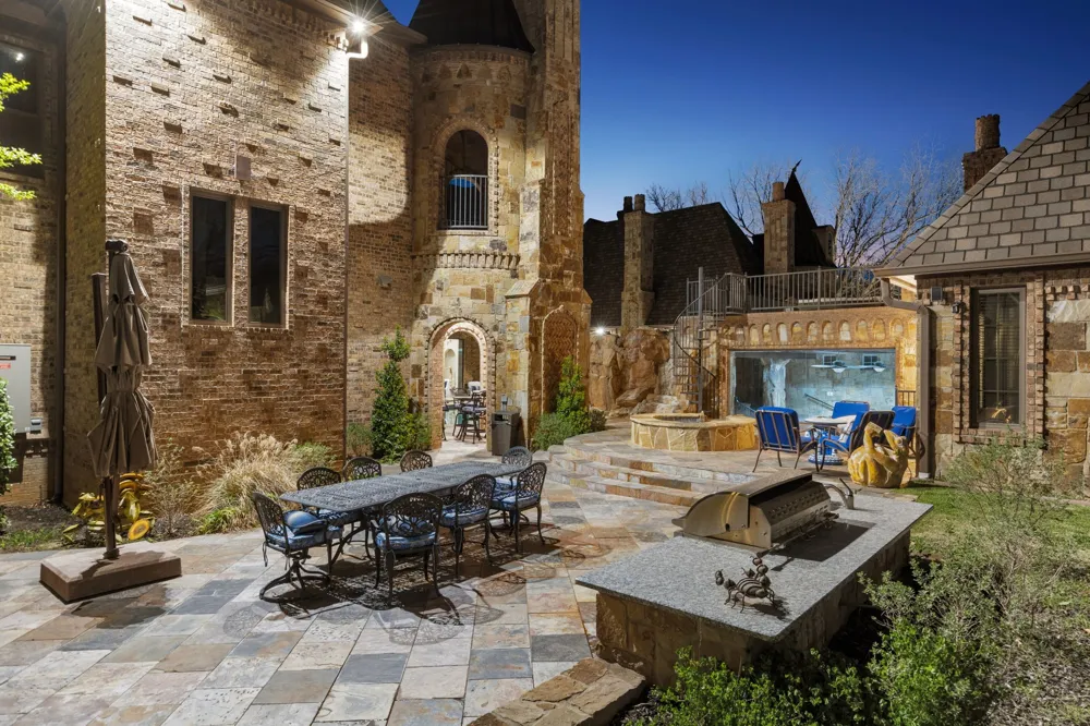 1161 La Mirada Southlake, TX 76092