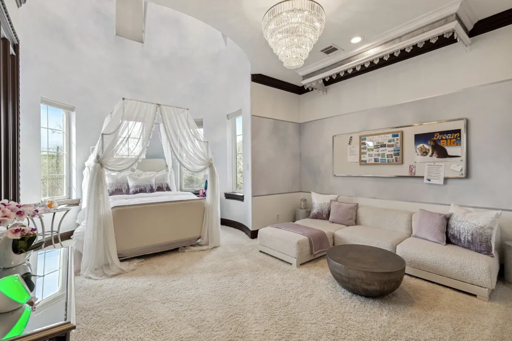 1161 La Mirada Southlake, TX 76092