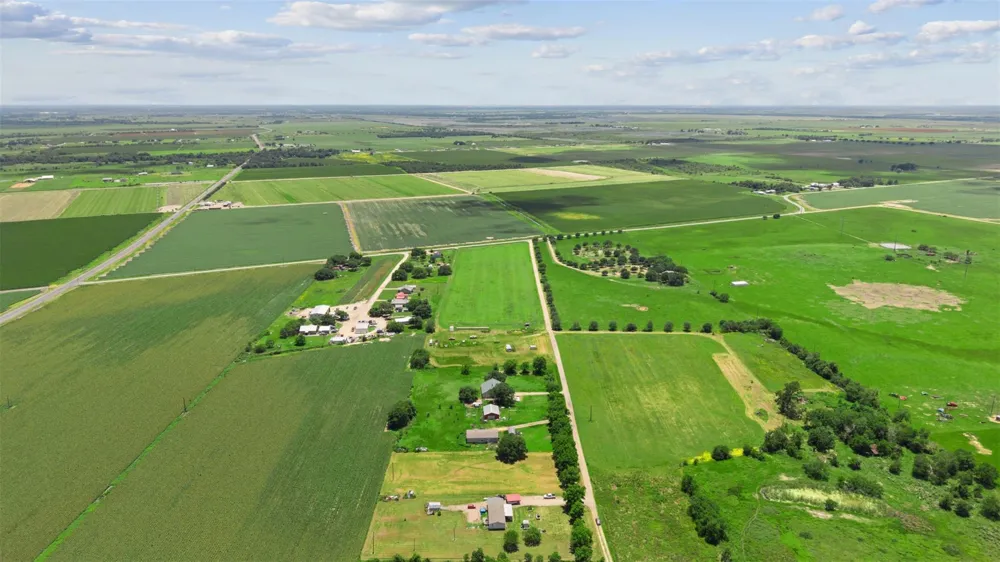 17420 Penwood Road East Bernard, TX 77435