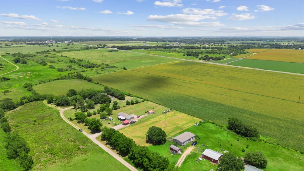 17420 Penwood Road East Bernard, TX 77435