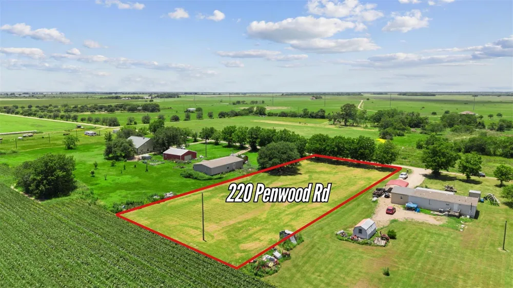 17420 Penwood Road East Bernard, TX 77435