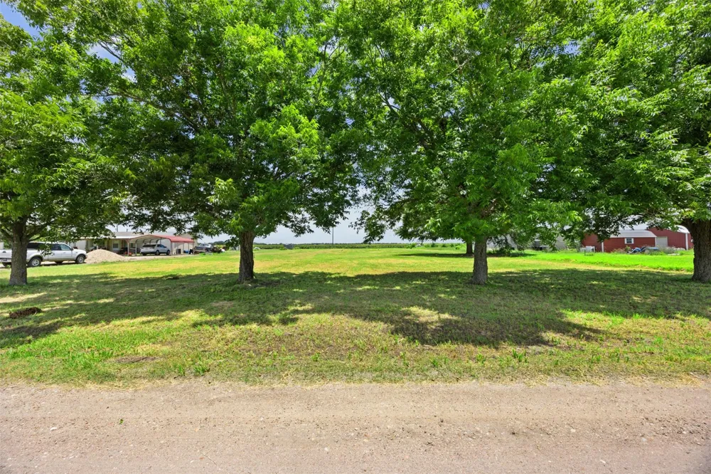 17420 Penwood Road East Bernard, TX 77435