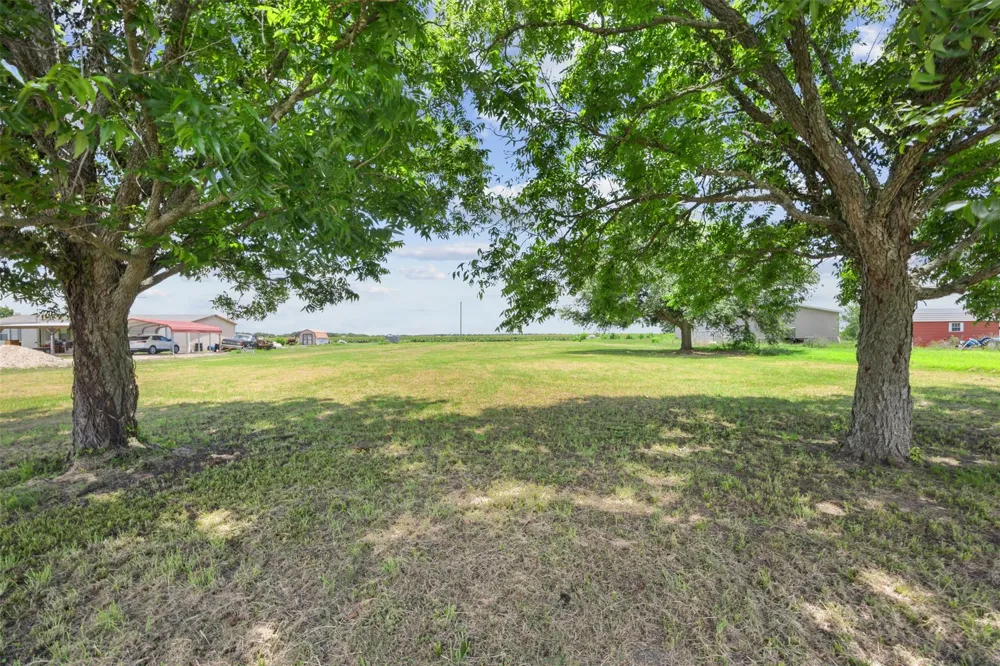 17420 Penwood Road East Bernard, TX 77435