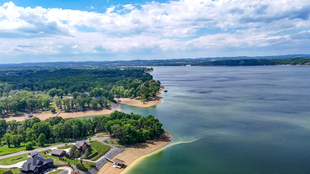 122 Ridge Point Trl Dandridge, TN 37725