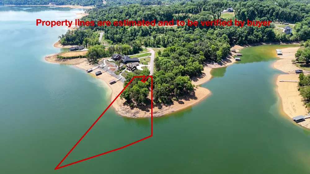122 Ridge Point Trl Dandridge, TN 37725
