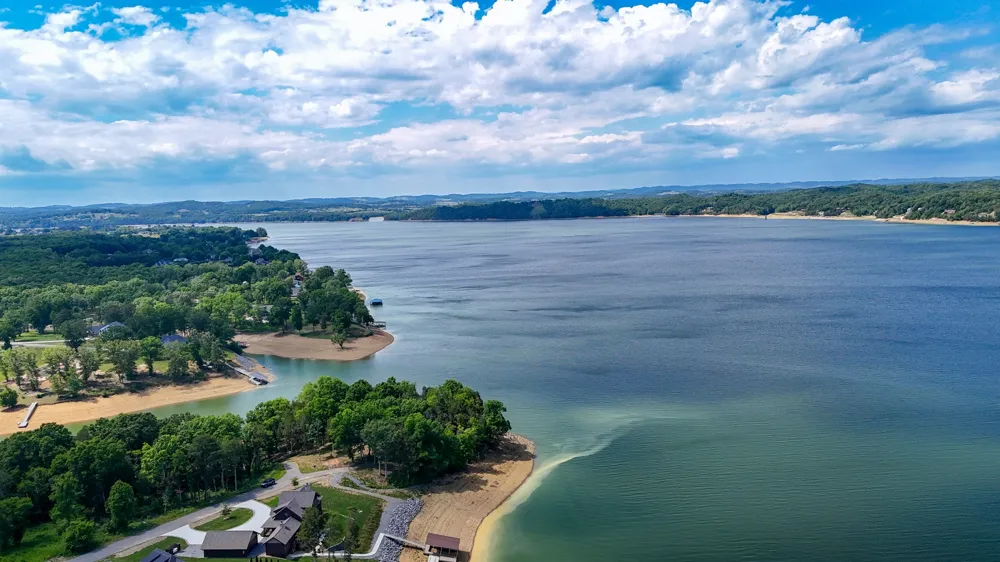 122 Ridge Point Trl Dandridge, TN 37725