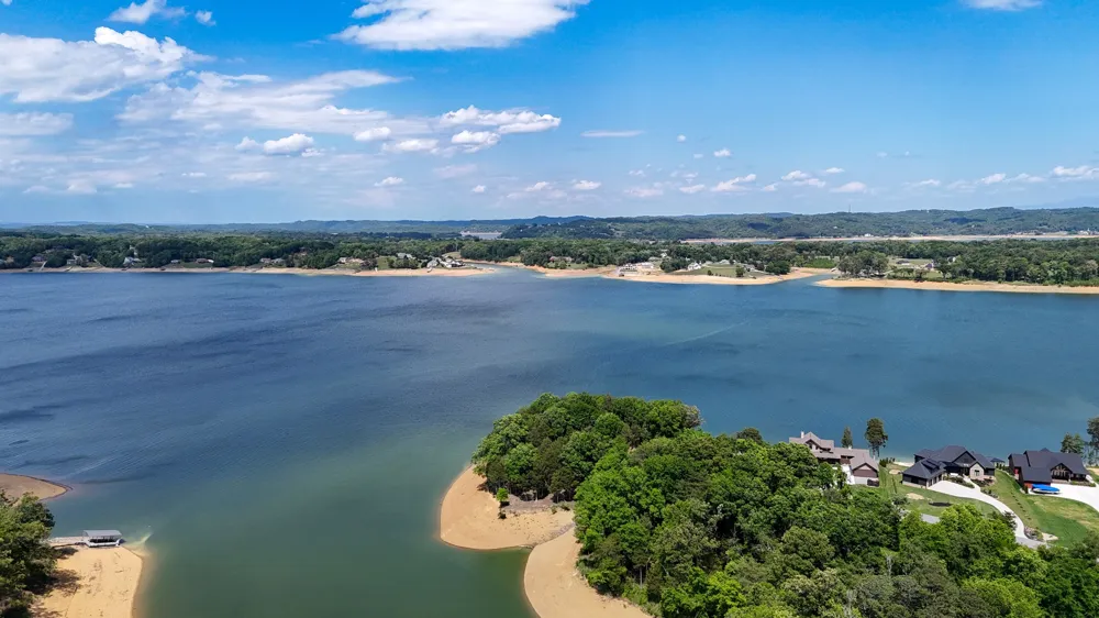 122 Ridge Point Trl Dandridge, TN 37725