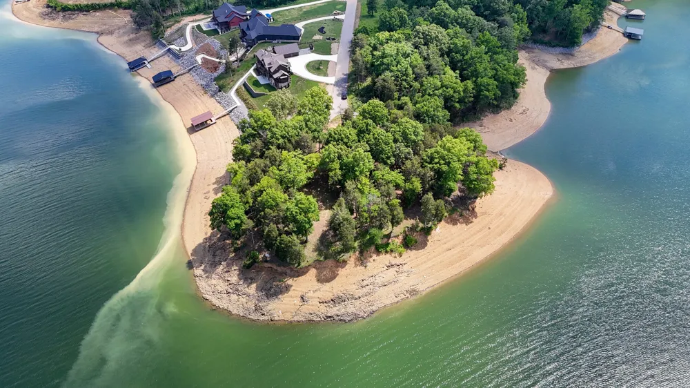 122 Ridge Point Trl Dandridge, TN 37725
