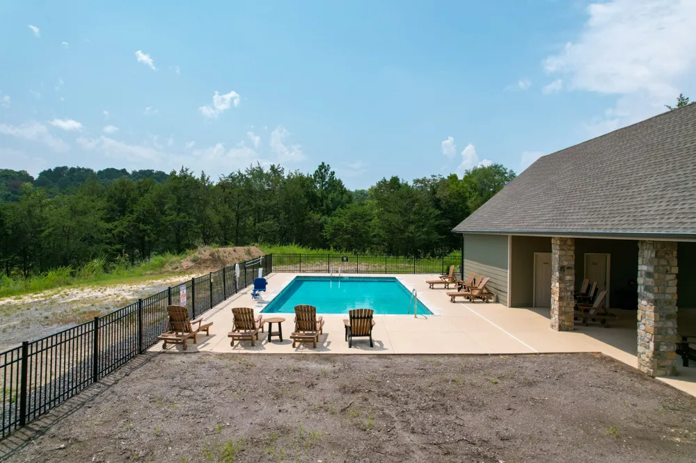 122 Ridge Point Trl Dandridge, TN 37725