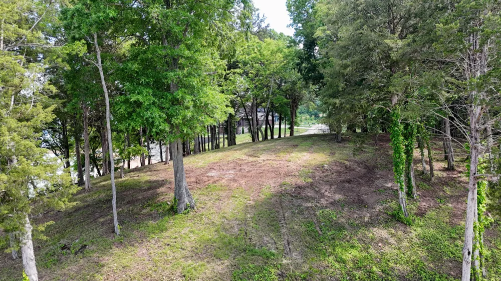 122 Ridge Point Trl Dandridge, TN 37725