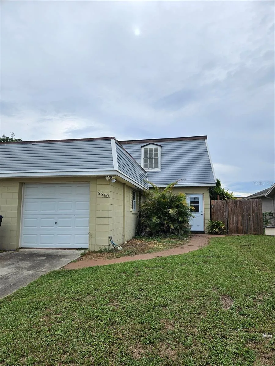 6640 POT O GOLD LANE Orlando, FL 32809