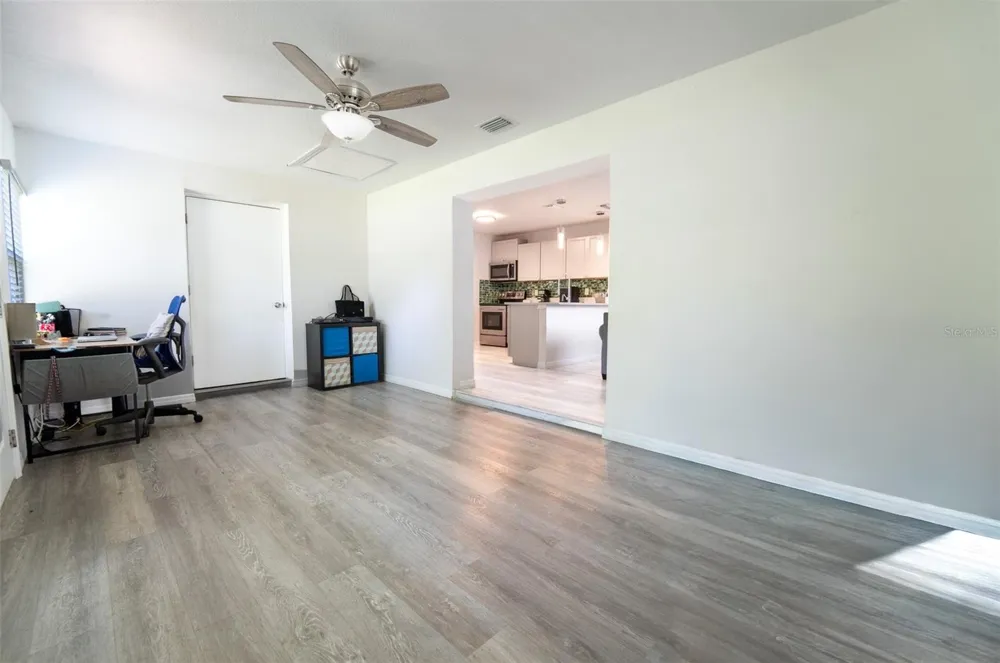 7407 MOUNT VERNON ROAD Tampa, FL 33625