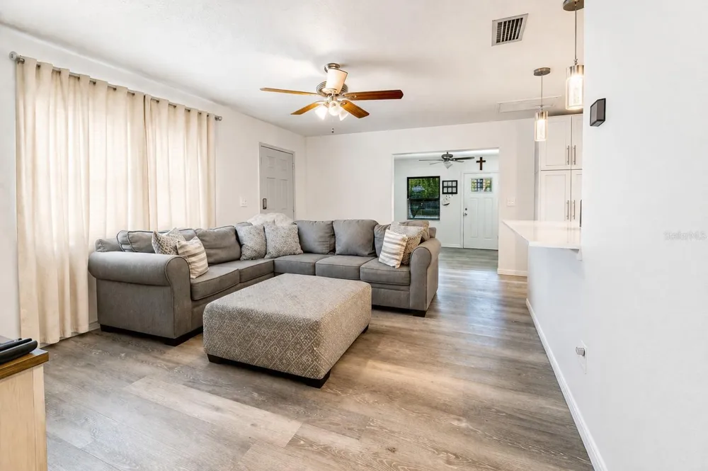 7407 MOUNT VERNON ROAD Tampa, FL 33625