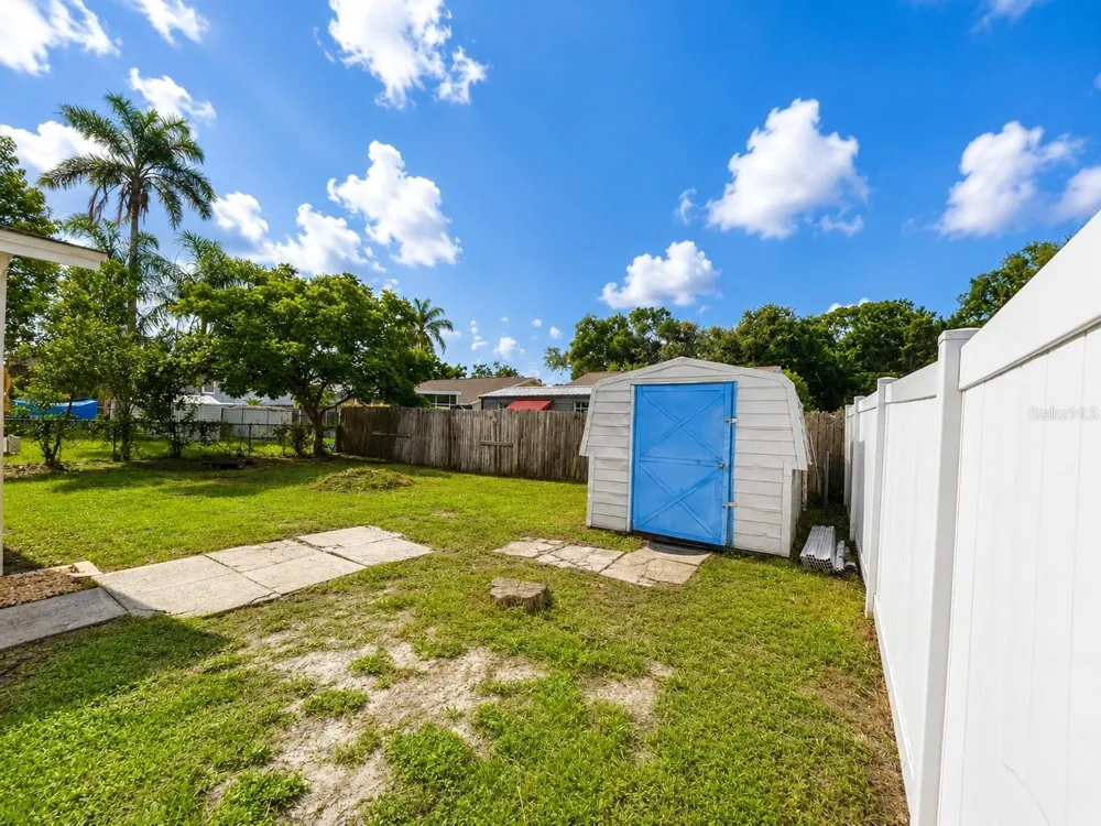 7407 MOUNT VERNON ROAD Tampa, FL 33625