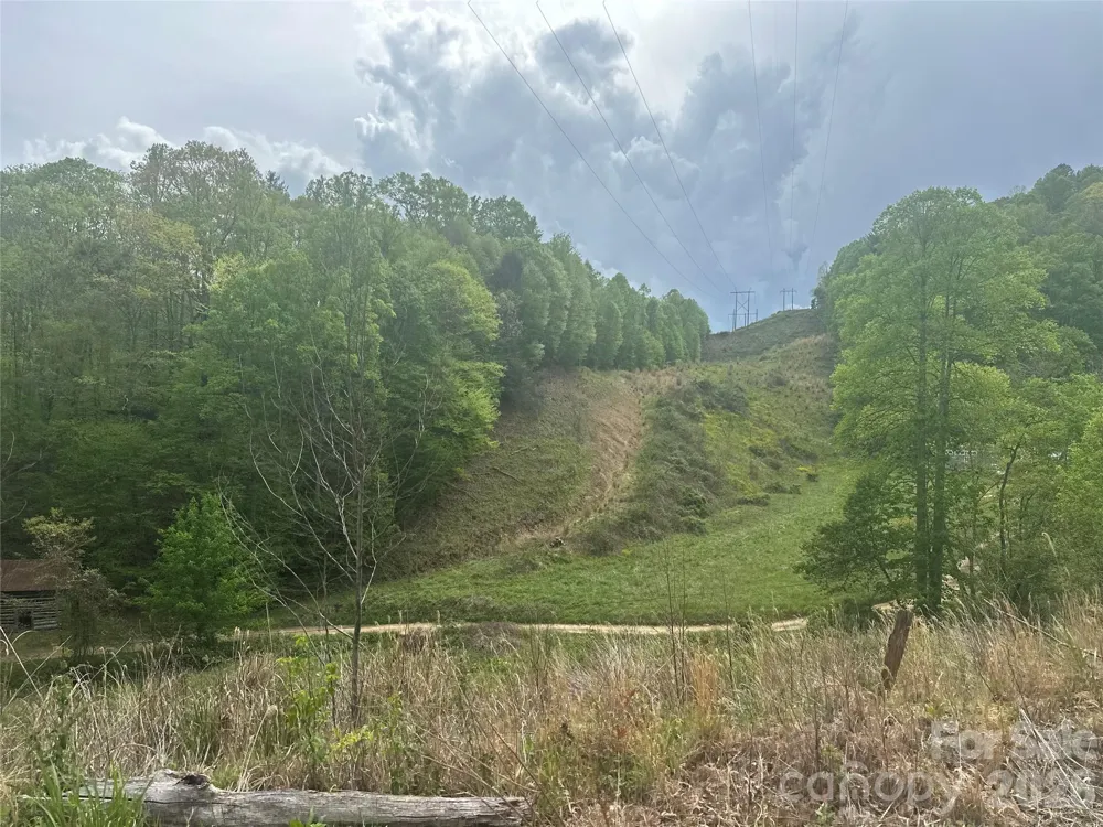 00 McPeters Lane Burnsville, NC 28714