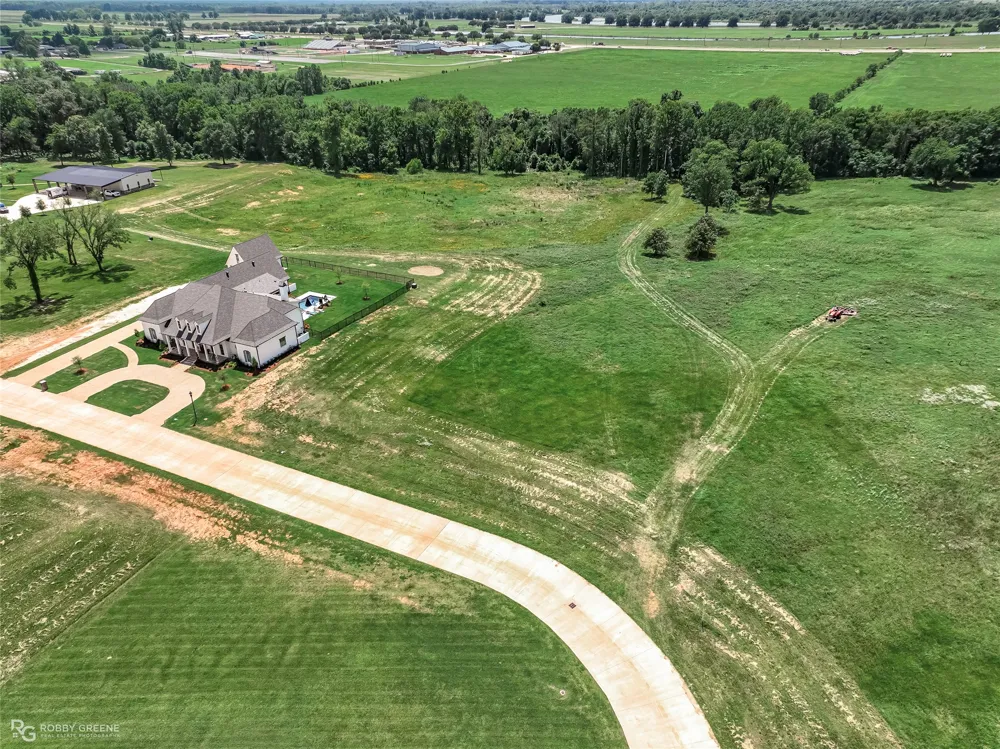 218 Sam Willen Drive Benton, LA 71006