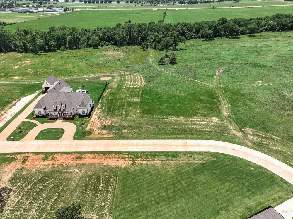 218 Sam Willen Drive Benton, LA 71006