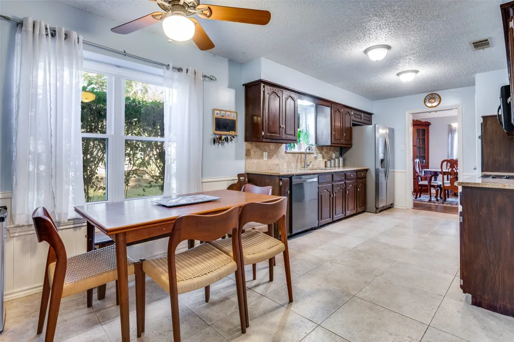 722 Corinthian Place Duncanville, TX 75137