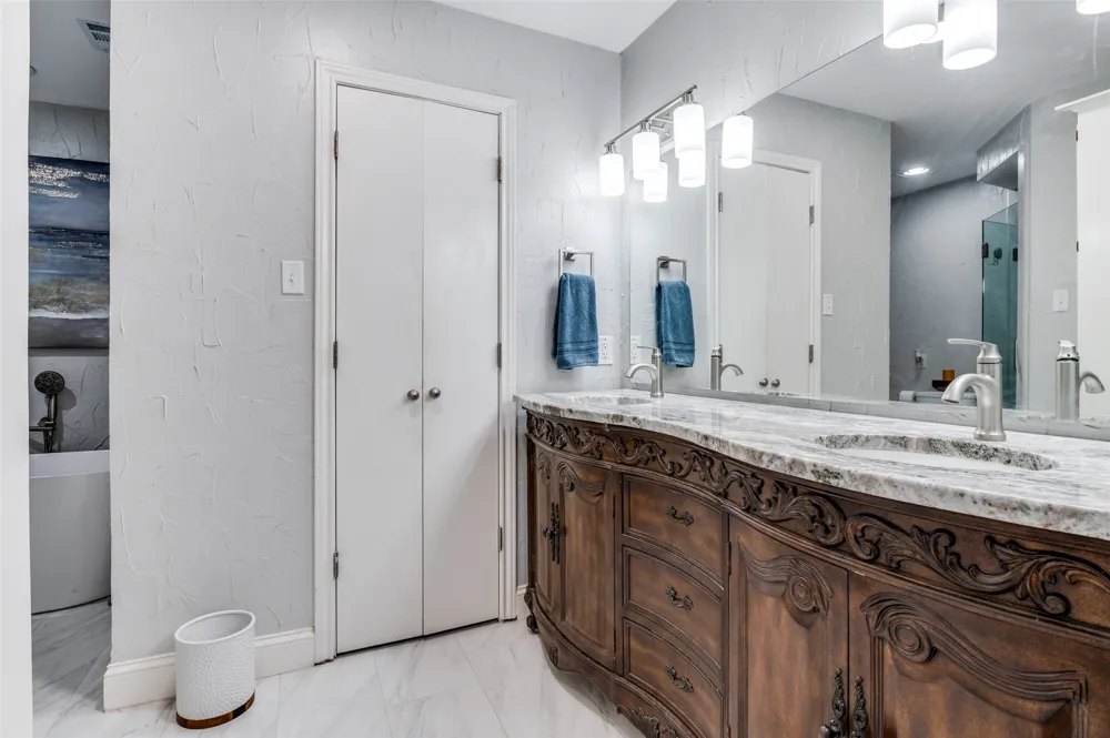 722 Corinthian Place Duncanville, TX 75137