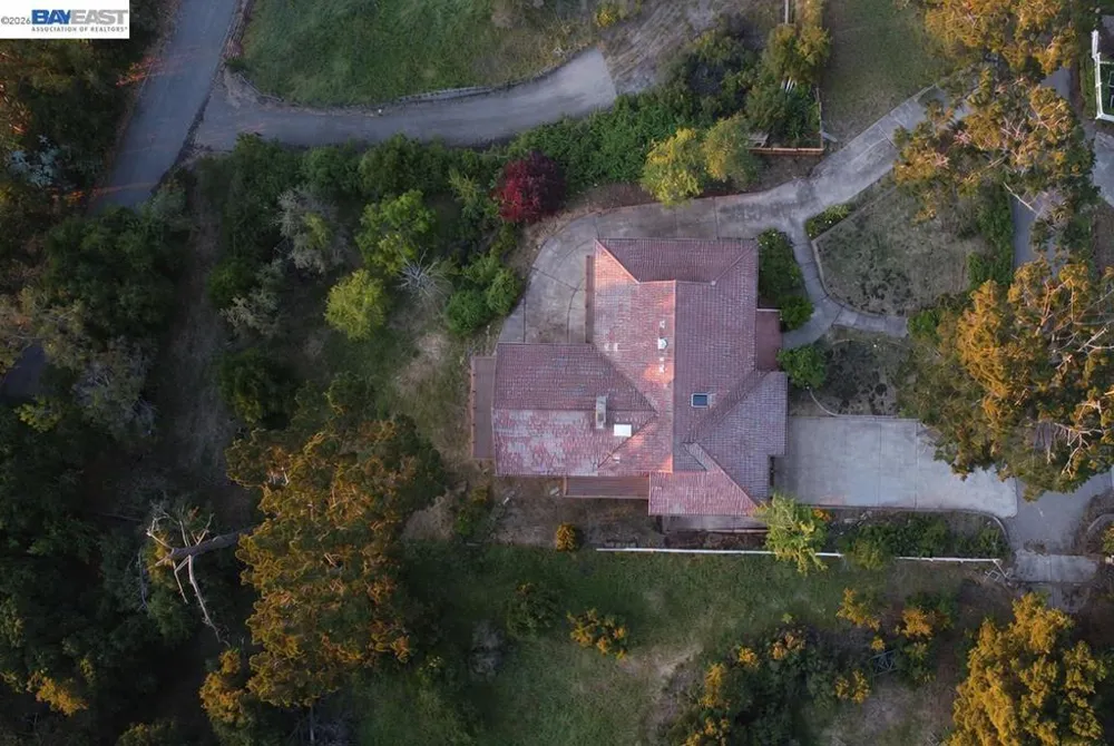 6727 Sunnyslope Ave Castro Valley, CA 94552