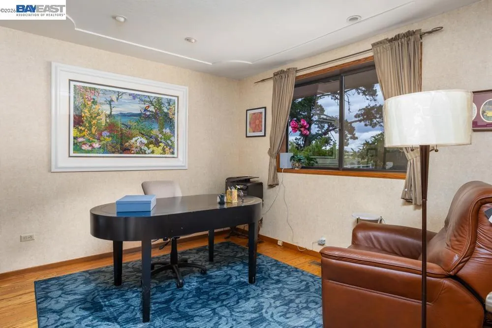 6727 Sunnyslope Ave Castro Valley, CA 94552