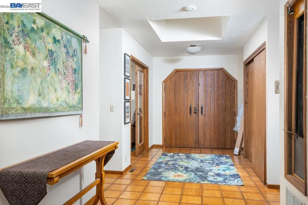 6727 Sunnyslope Ave Castro Valley, CA 94552