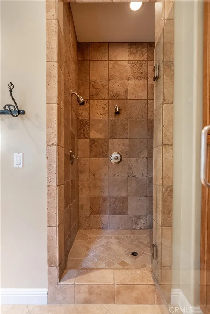 2438 Battering Rock Templeton, CA 93465