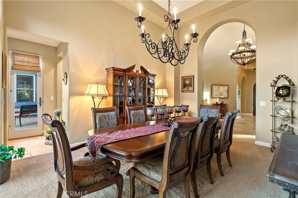 2438 Battering Rock Templeton, CA 93465