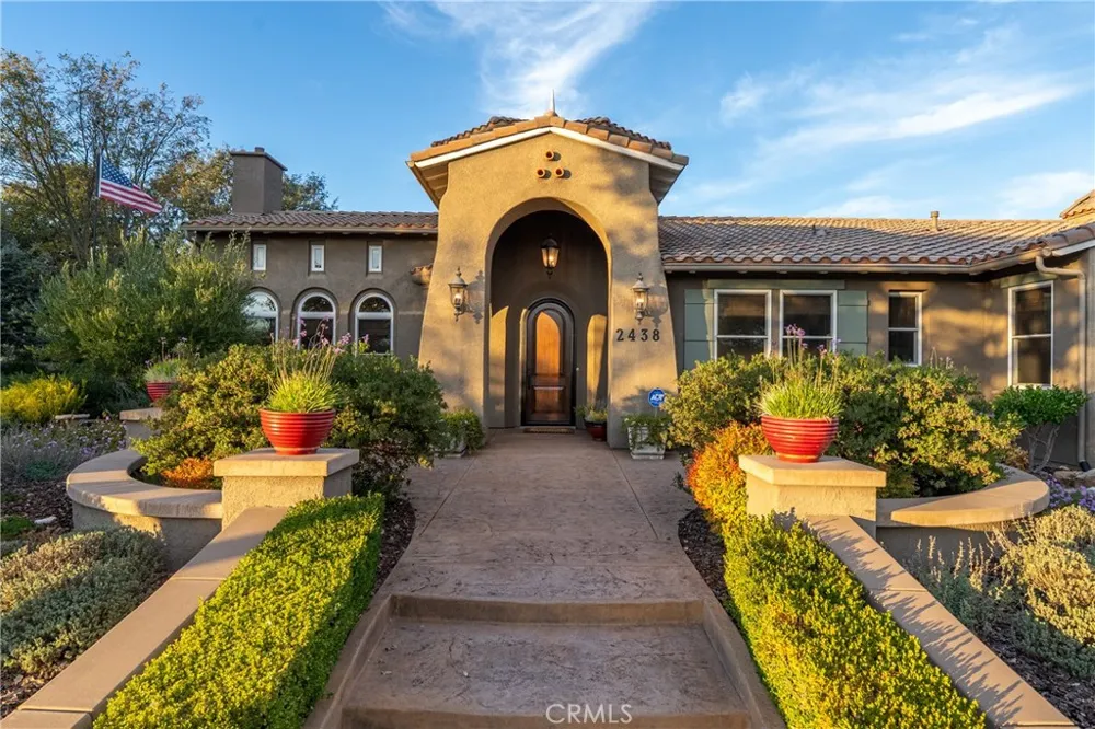 2438 Battering Rock Templeton, CA 93465
