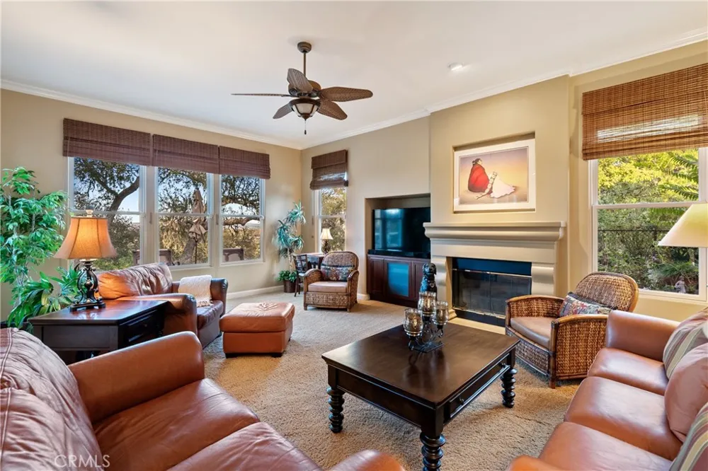 2438 Battering Rock Templeton, CA 93465