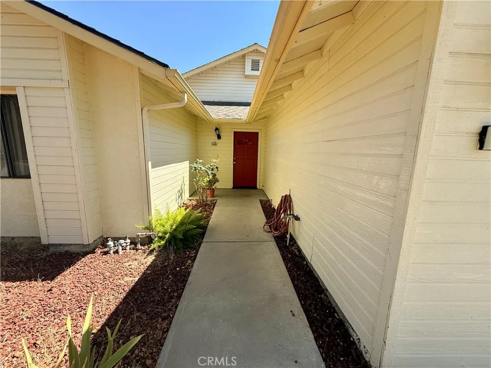 1666 Saltbrush Coalinga, CA 93210