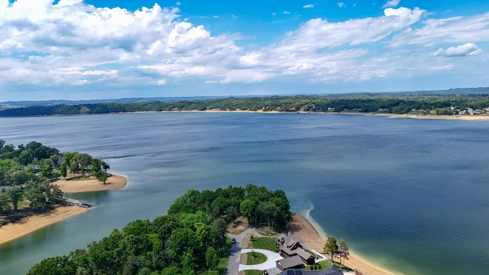 123 Ridge Point Trl Dandridge, TN 37725