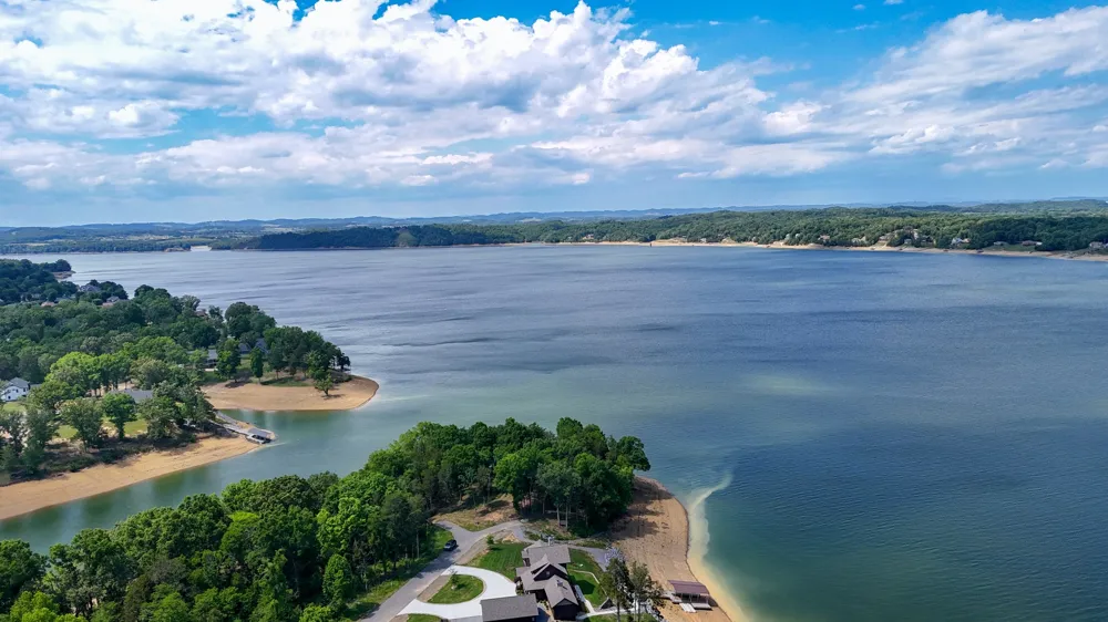 123 Ridge Point Trl Dandridge, TN 37725