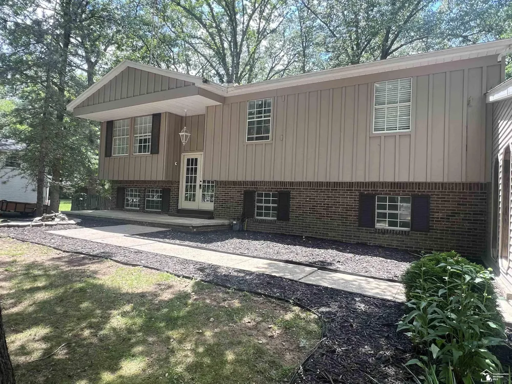 11589 Brookshire Drive Bedford Township, MI 48182