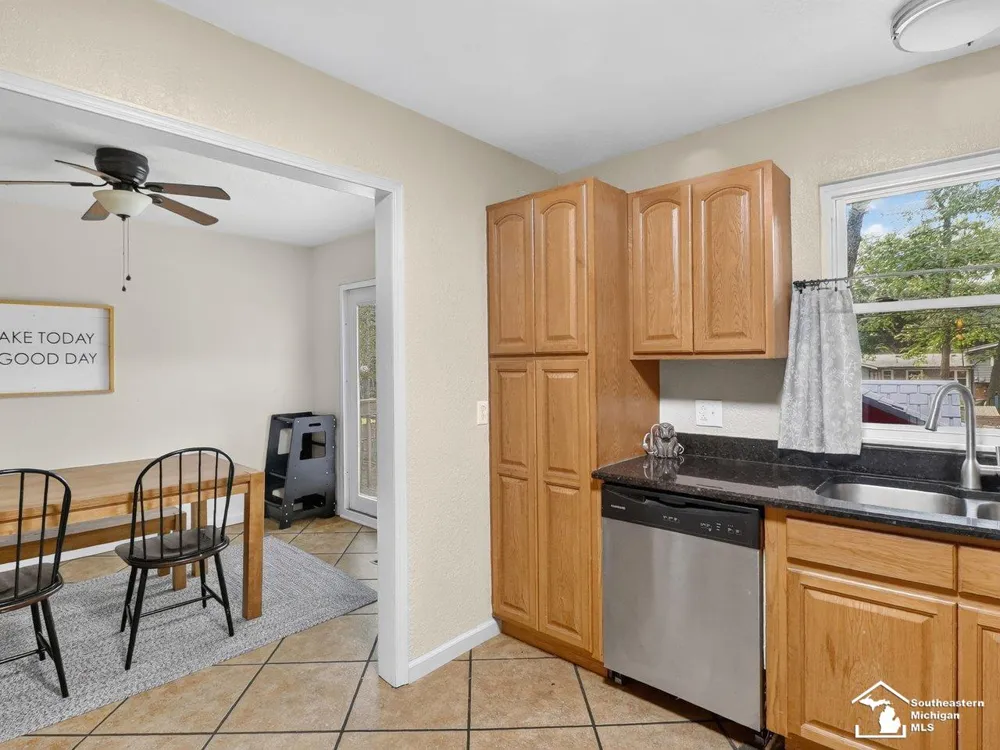 11589 Brookshire Drive Bedford Township, MI 48182
