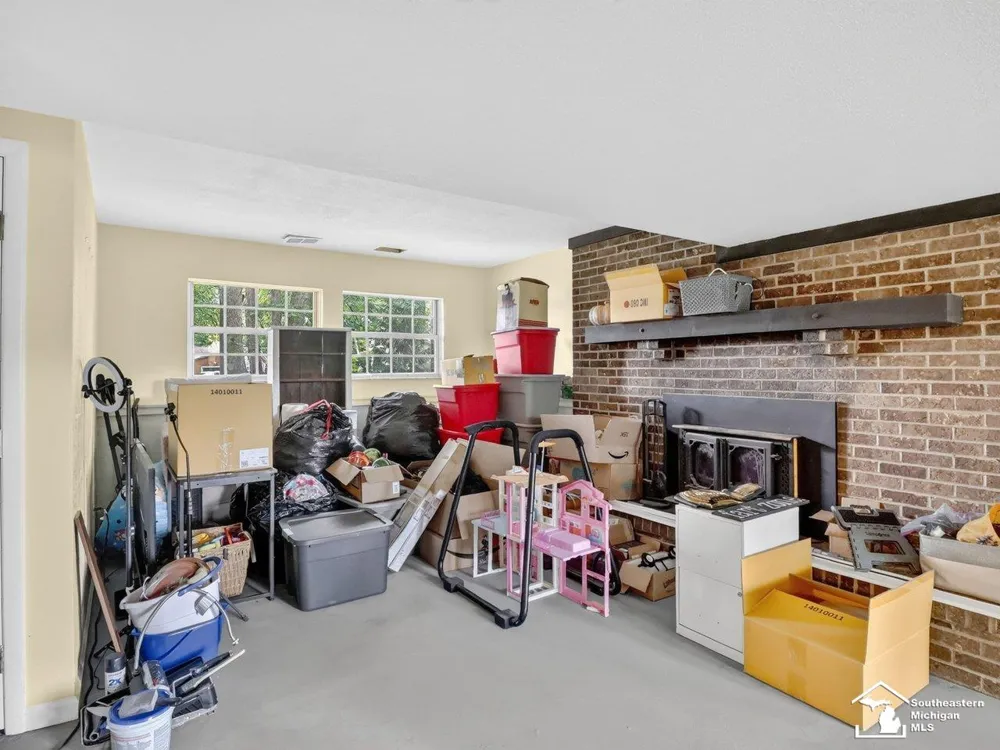 11589 Brookshire Drive Bedford Township, MI 48182