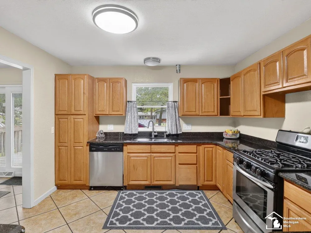 11589 Brookshire Drive Bedford Township, MI 48182