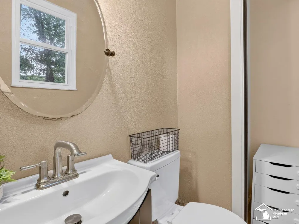 11589 Brookshire Drive Bedford Township, MI 48182