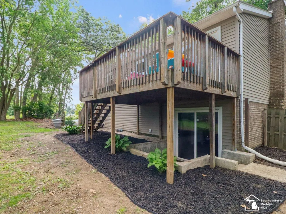 11589 Brookshire Drive Bedford Township, MI 48182