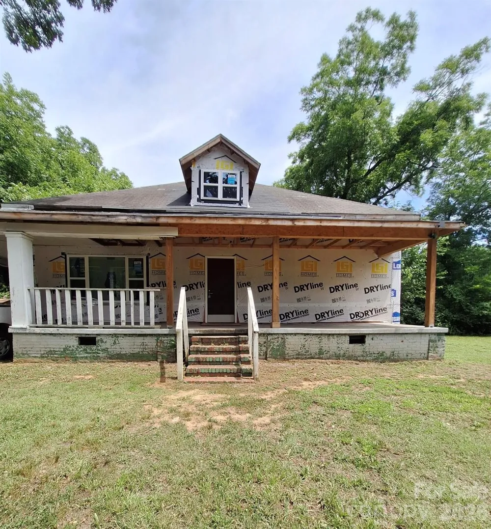 687 Parkway Drive Chester, SC 29706