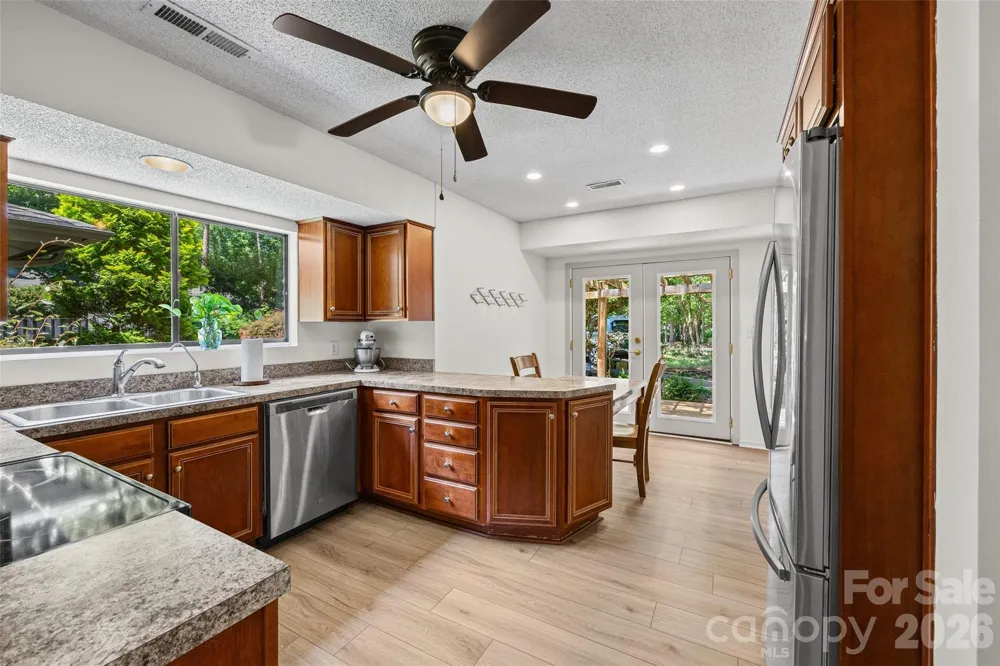 2 Five Oaks Lane #2 Lake Wylie, SC 29710